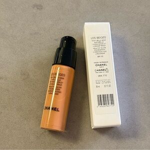 BR102 Chanel LES BEIGES Healthy Glow Foundation